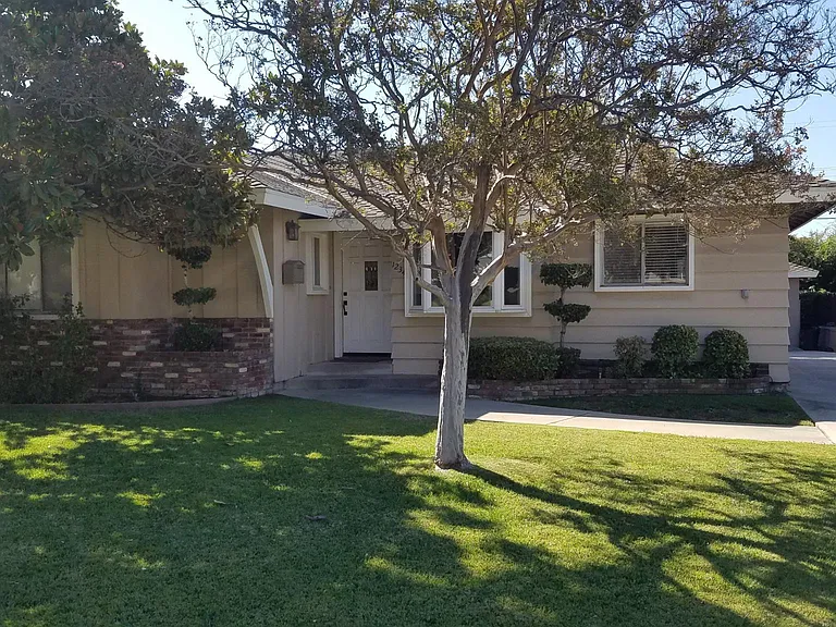1234 E Mountain View Ave — Photo 6