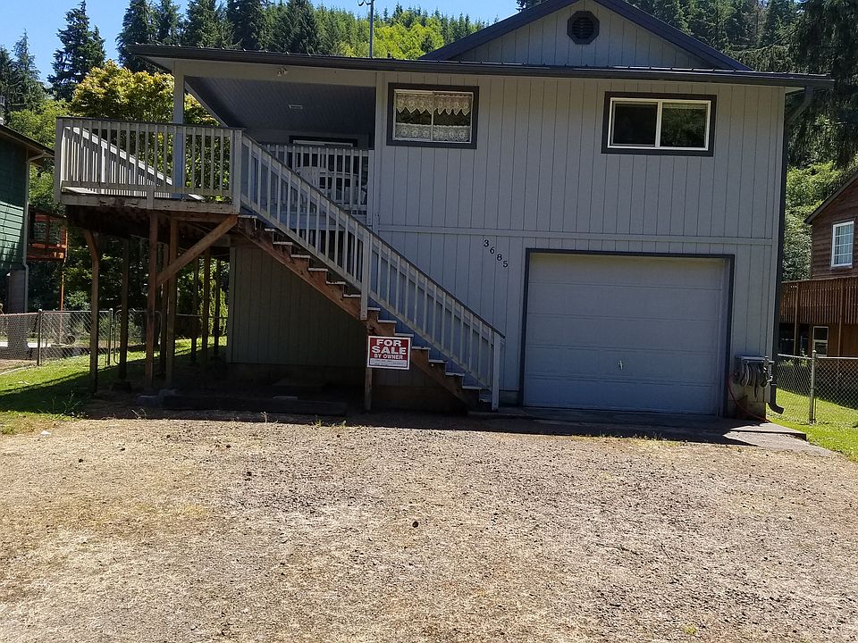 Living up and garage down