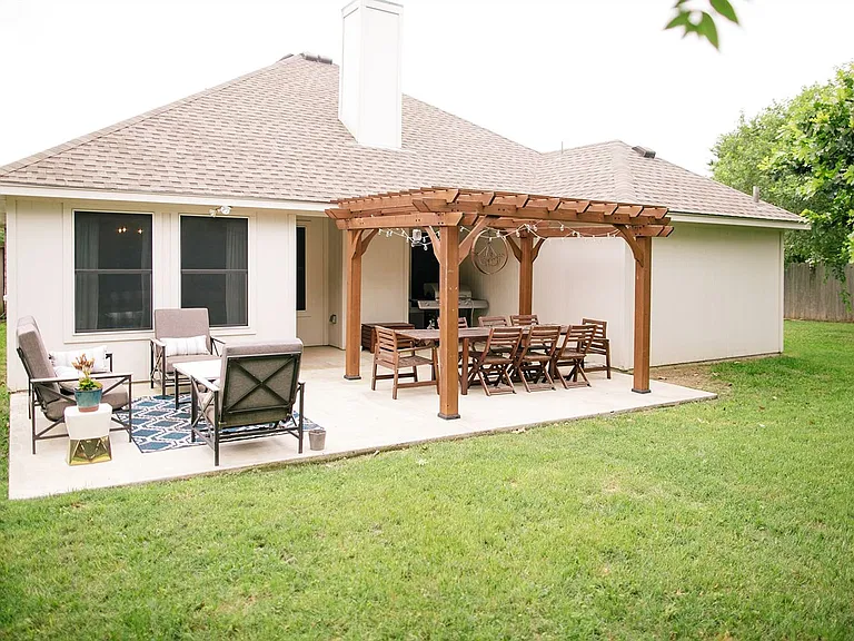 8520 Westway Cv — Photo 16