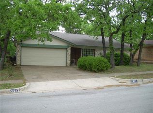 7617 Bermejo Rd, Fort Worth, TX 76112