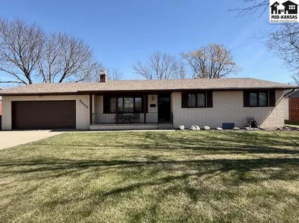 2600 Arizona St, Hutchinson, KS 67502