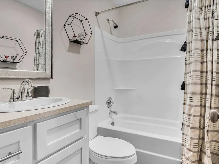 1115 Osage St — Photo 17