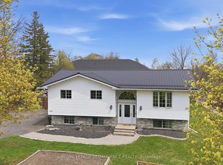 144 Centre St, Deseronto, ON K0K 1X0