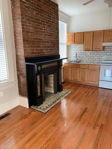 1201 Buena Vista St #3 — Photo 8