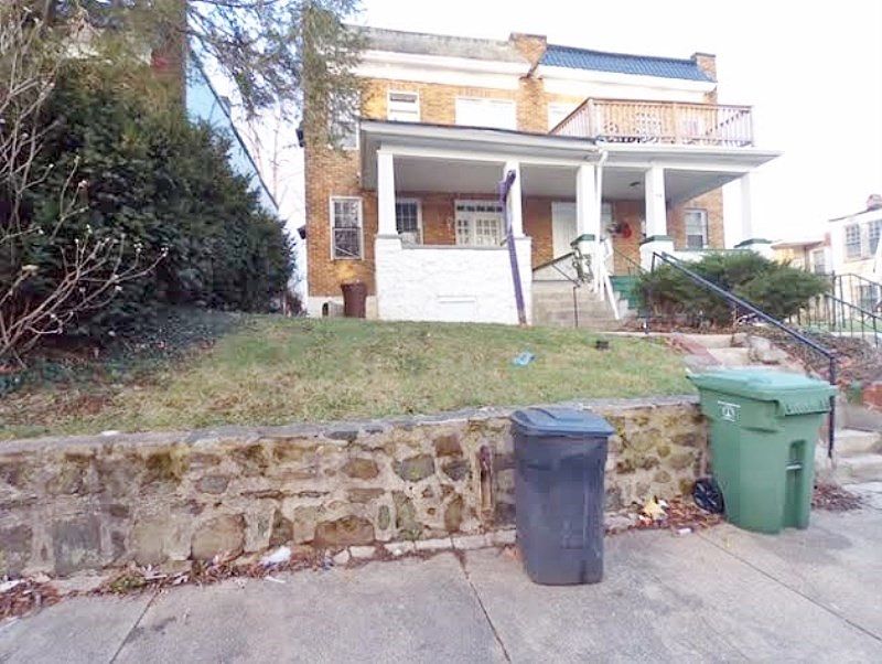 2nd image of 3116 Wolcott Ave #2