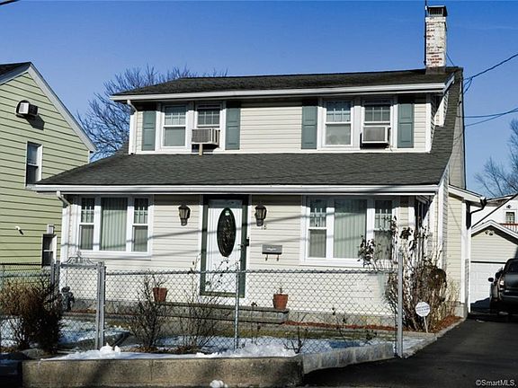 2nd image of 18 Sheridan St