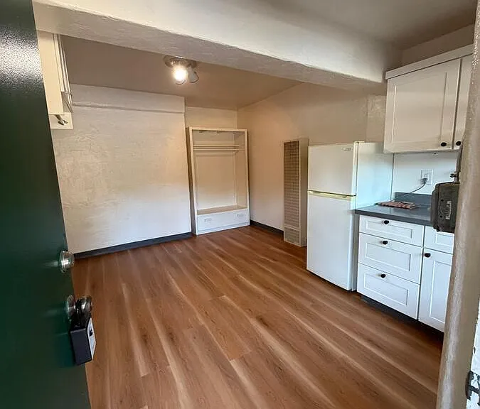 10110 Soquel Dr #4 — Photo 4