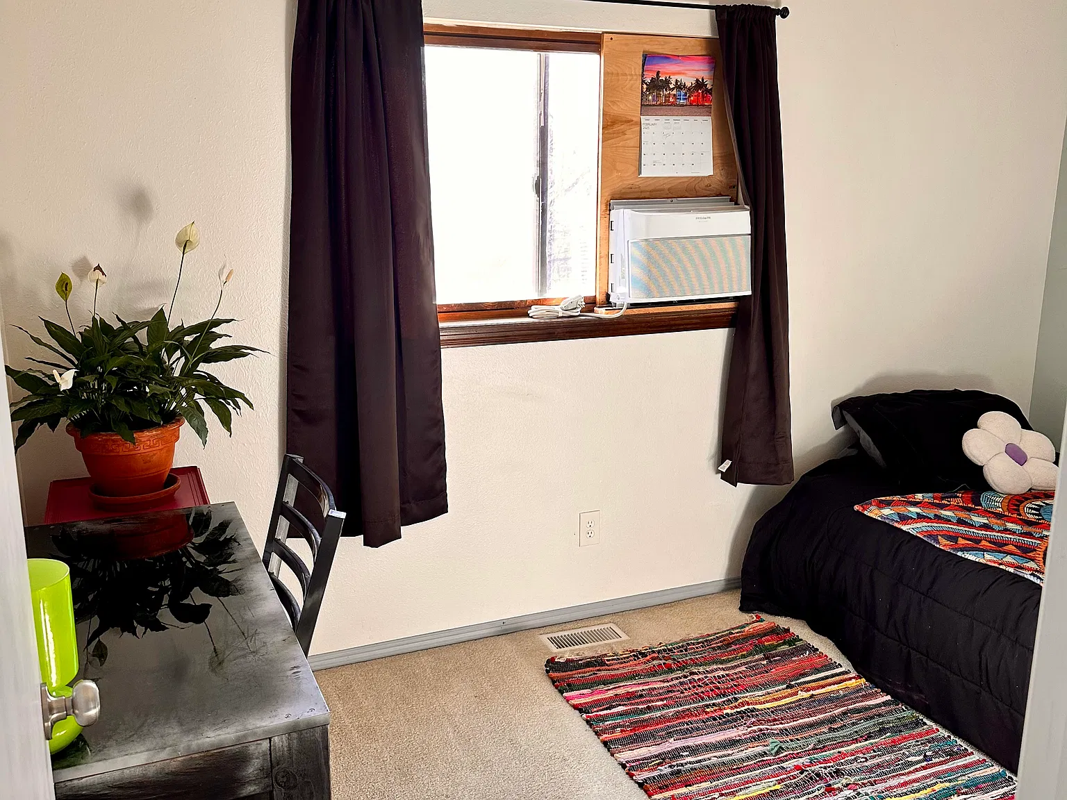 3 bed, 1647 sqft, $1,000 — Photo 4