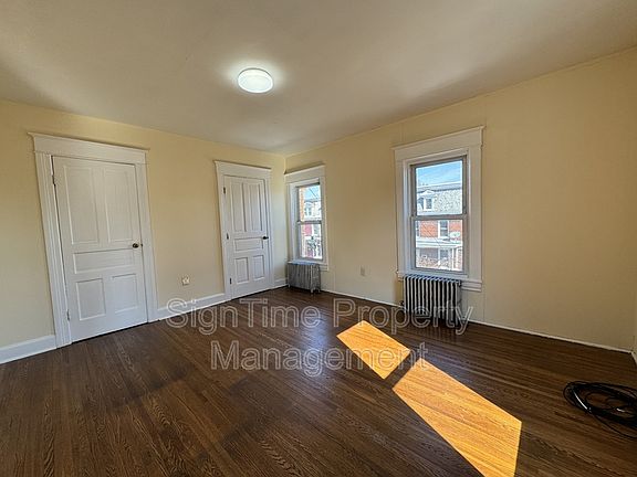 5th image of 819 Washington Ave APT 2E