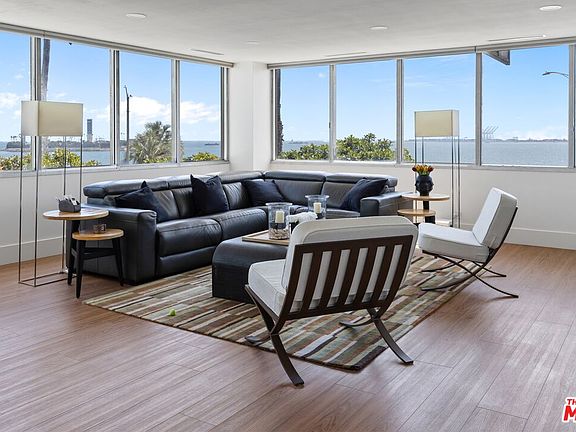 4th image of 2999 E Ocean Blvd Unit 210