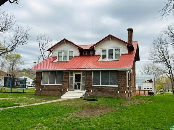 125 E Jackson St, Smithland, IA 51056