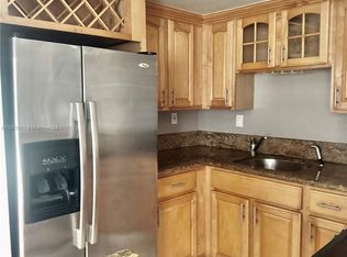 924 SE 2nd St APT 29, Fort Lauderdale, FL 33301
