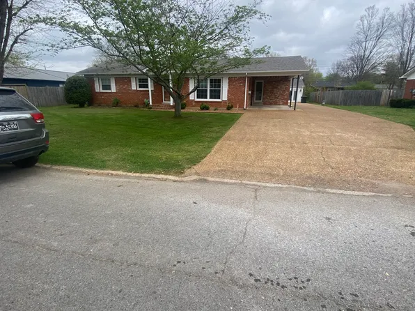 422 7th St, Lawrenceburg, TN 38464