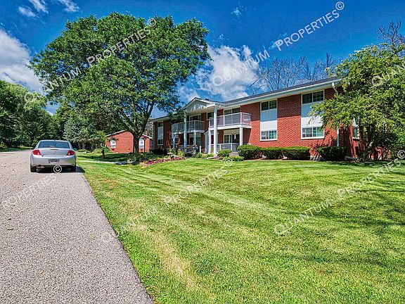 5th image of 210 Williamsburg Dr #4