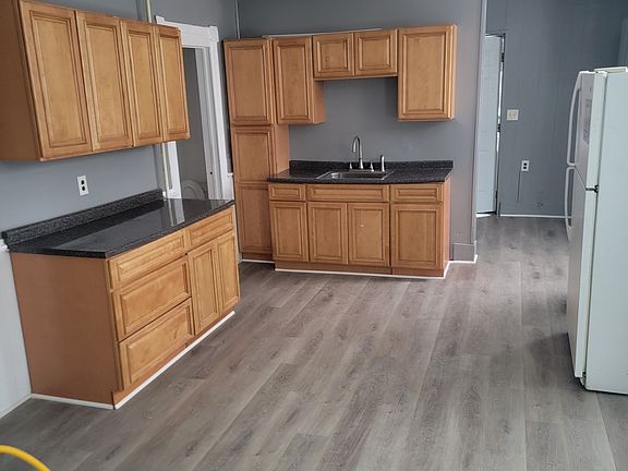 4th image of 850 5th Ave APT 1