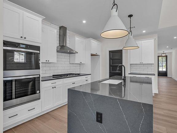 5th image of 2552 Butlers Green Cir Unit 5