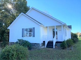 975 Macedonia Church Rd, Campobello, SC 29322