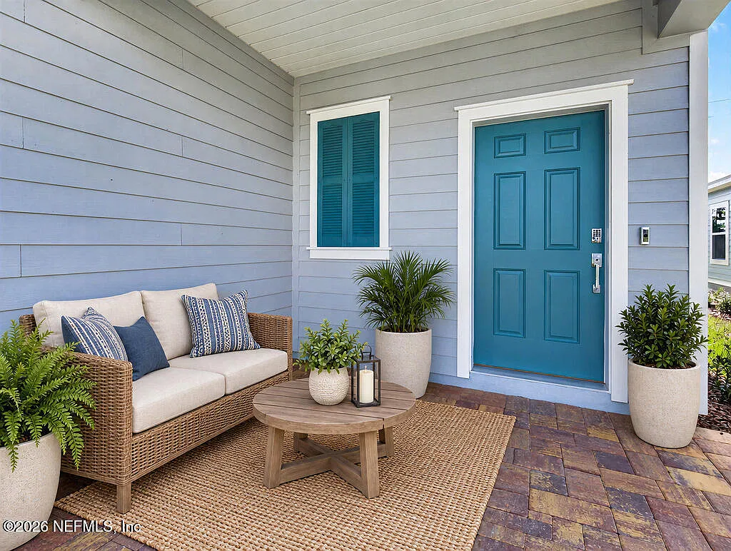 4 bed, 3.5 bath, 2260 sqft, $2,495 — Photo 3