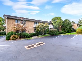 180 Glenbrook Rd APT 39, Stamford, CT 06902