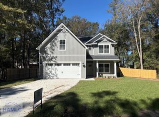 525 Carlyene Dr, Midway, GA 31320