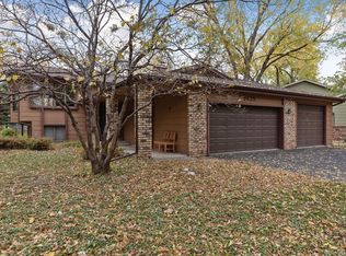 9425 Riverview Cir S, Minneapolis, MN 55425