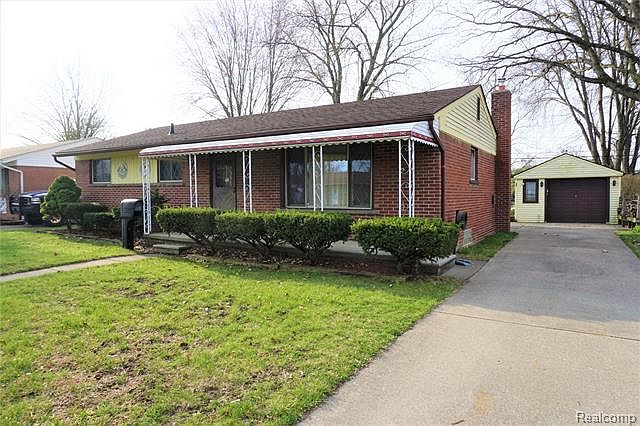1st image of 32501 Brown St