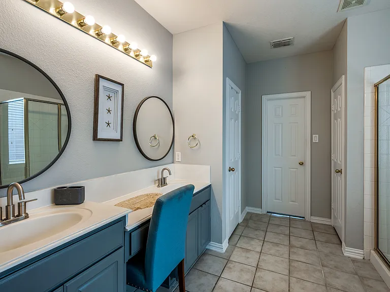323 Del Cano Dr — Photo 14
