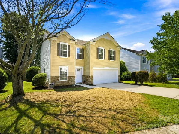 117 Farm Springs Dr, Mount Holly, NC 28120