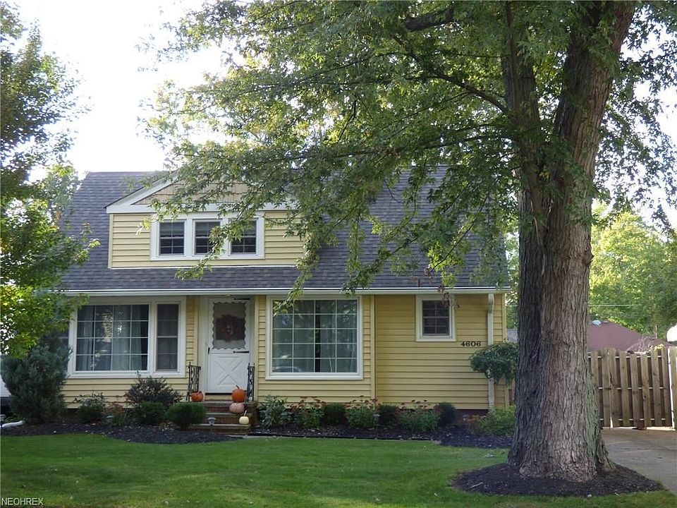 1st image of 4606 W 226th St
