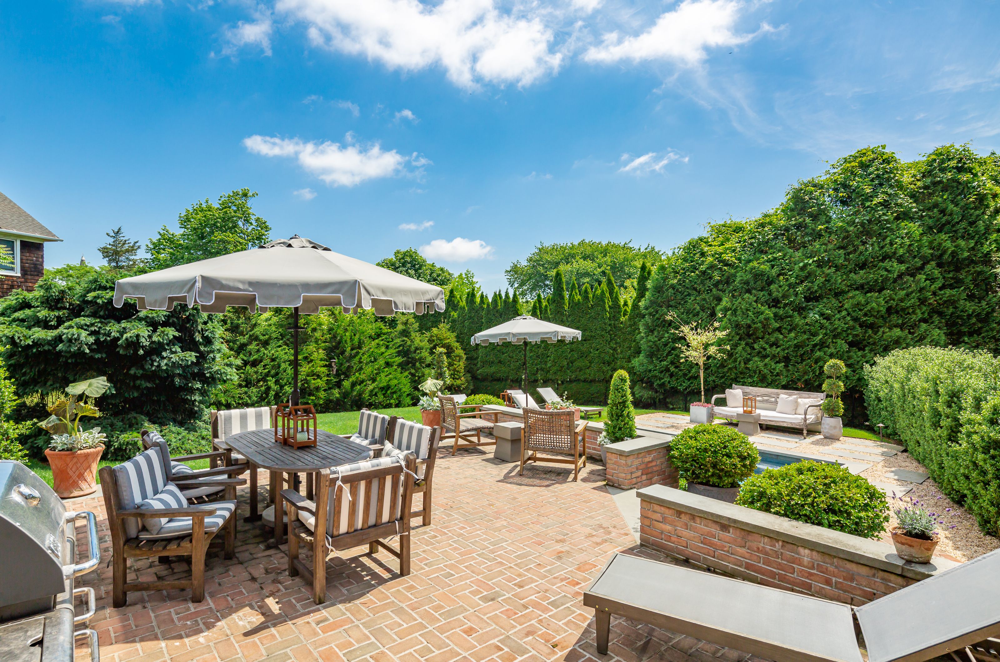 26 Pantigo Rd in East Hampton Out East