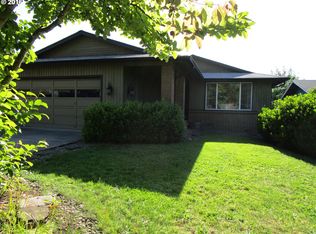 344 S 72nd St, Springfield, OR 97478
