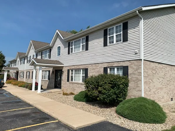1615 Firestone Ln, Valparaiso, IN