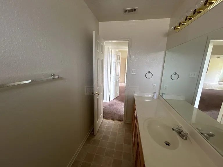 5001 Morning Star Ln — Photo 7