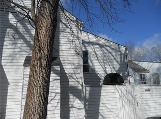 7135 Stonington Ln, Charlotte, NC 28227