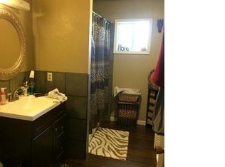 1000 S C St, Henryetta, OK 74437