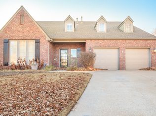 10018 S 100th Pl, Tulsa, OK 74133