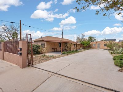 711 Bell Ave SE, Albuquerque, NM, 87102