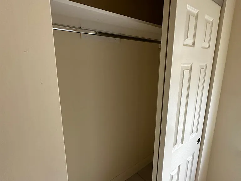 145 SW 15th Ave #204 — Photo 4