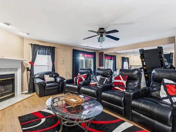 2764 Winston Ct, Woodbridge, VA 22191