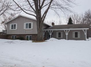 17810 Irons Ct, Lakeville, MN 55044