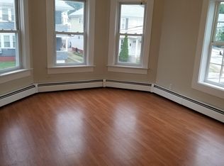 55 Melrose Ave, Pawtucket, RI 02860