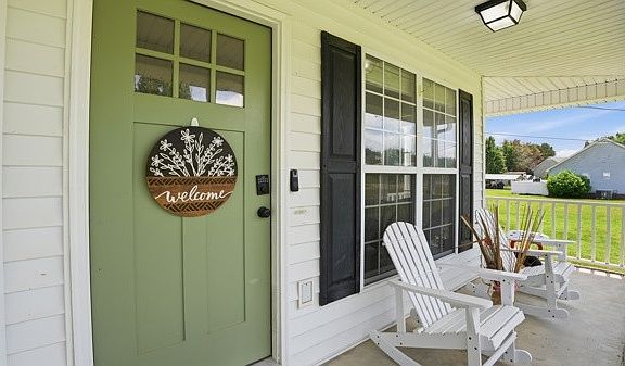 5th image of 14 Ash Grove Rd