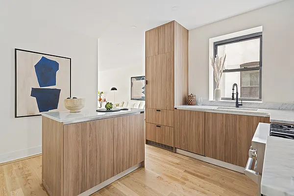 Sold by Compass | media 4