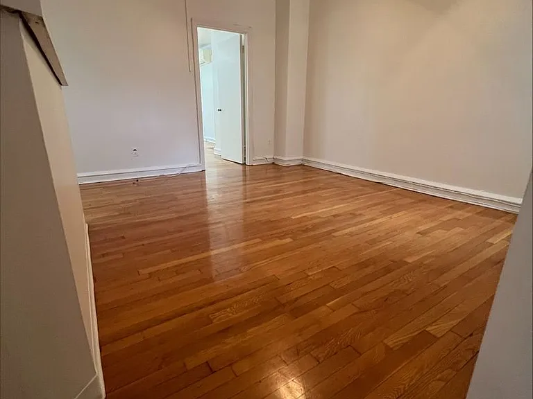 318 S 15th St #3F — Photo 4
