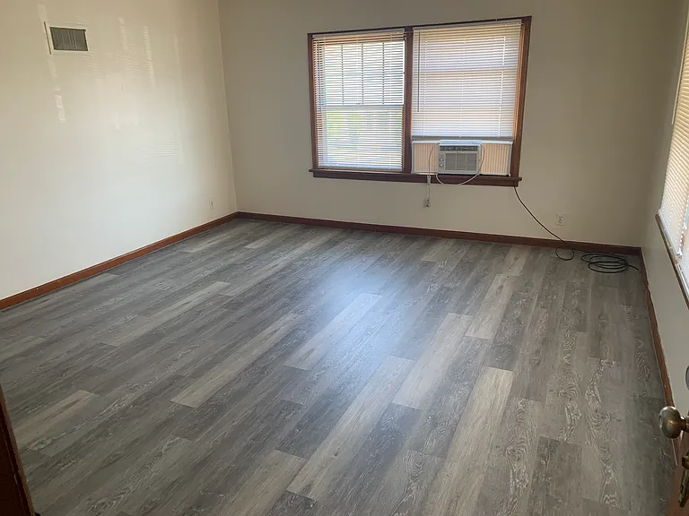 335 Gooding St N #9 — Photo 7