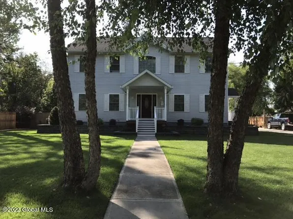 9 Foster Avenue, Queensbury, NY 12804