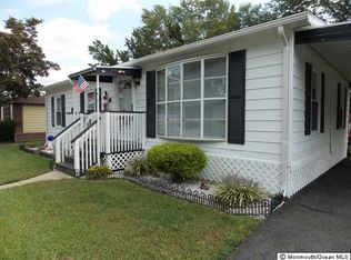 11 Lisa Ln S, Jackson, NJ 08527