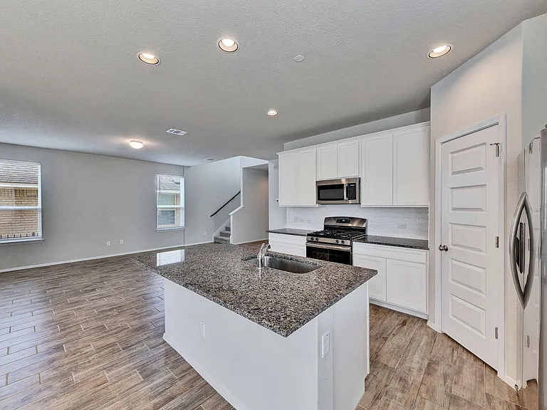 2800 Joe Dimaggio Blvd #98 — Photo 12