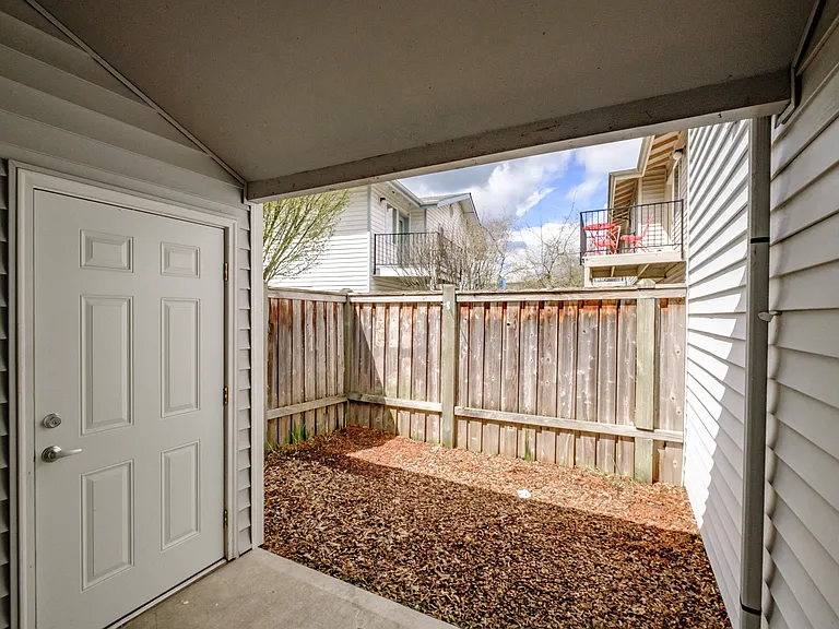 Brentwood Estates | Patio