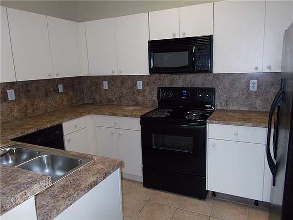 5th image of 3632 NW 30th Ct